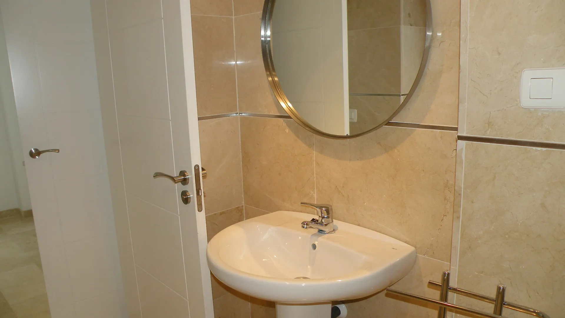 Apartamentos Dona Carmen Málaga 0*,  Spanje